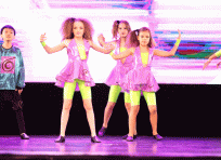 36. Glamorous PR (FS2022) 19.jpg